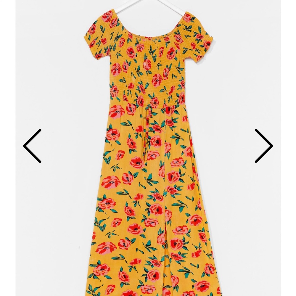Nasty Gal Floral Shirred Puff Sleeve Maxi Dress - Picture 2 of 7